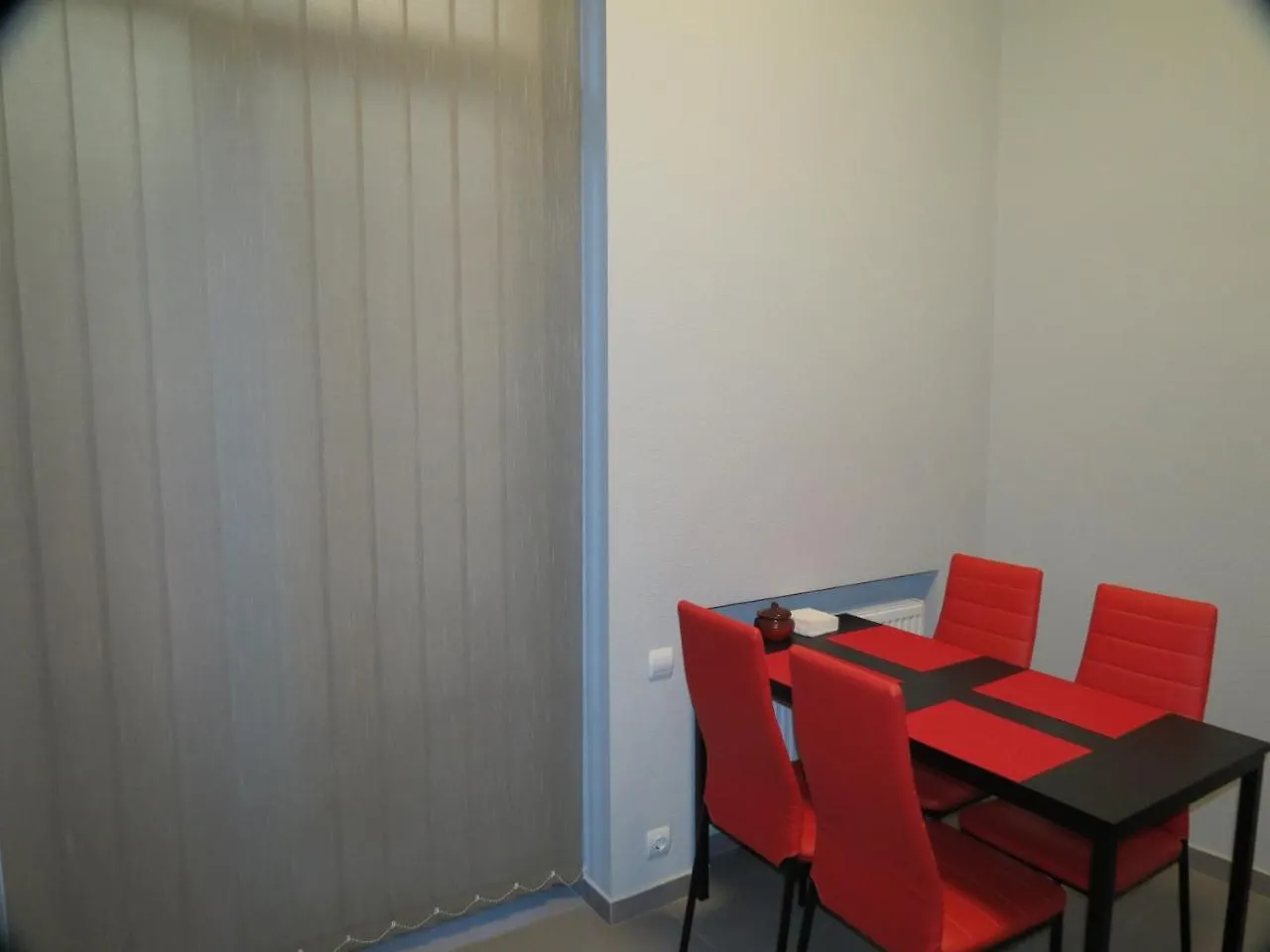 Three Rooms Apartment 트빌리시