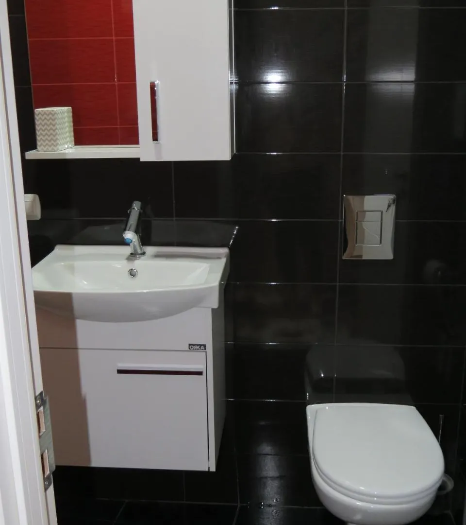 Three Rooms Apartment 트빌리시