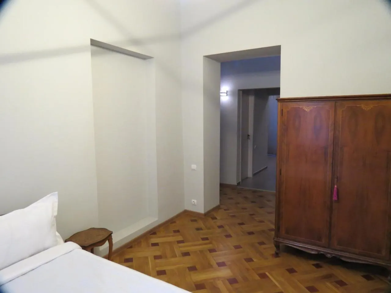 Three Rooms Apartment 트빌리시 0*,  조지아